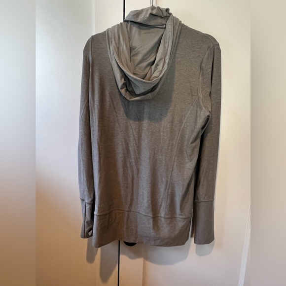 Lululemon Zip Up - Picture 2 of 4